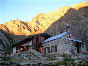 Rifugio "Battaglione Alpini...